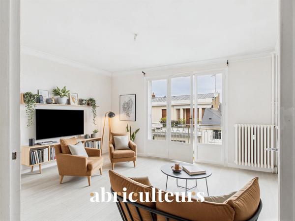 Appartement T2 lumineux avec terrasse et balcon Au cœur de Tours, quartier Salengro