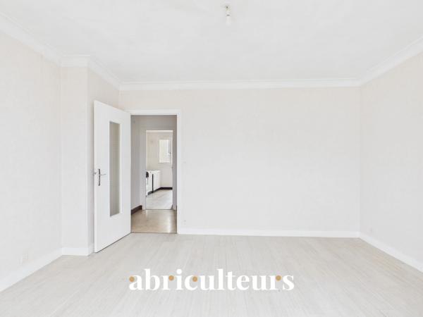 Appartement T2 lumineux avec terrasse et balcon Au cœur de Tours, quartier Salengro