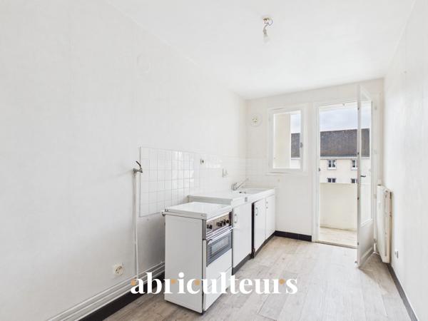Appartement T2 lumineux avec terrasse et balcon Au cœur de Tours, quartier Salengro
