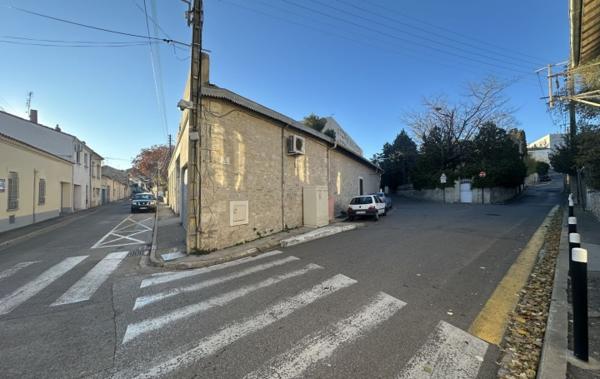 Vente Local commercial Locaux / entrepôts Nimes   