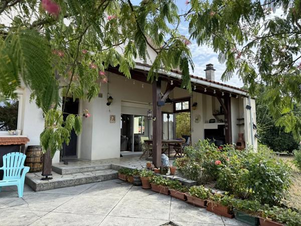 Belle maison de 3 ou 4 chambres et maison d'amis de 3 chambres dans un cadre exceptionnel