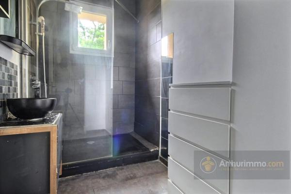 Vente                                                      Appartement
                        
                     3 pièces                      57 m2                     à Charenton-le-Pont