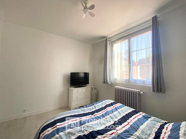 EXCLUSIVITÉ À VENDRE TOURS 37000 QUARTIER RABELAIS TONNELÉ MAISON DE VILLE 4 PIÈCES COUR / JARDIN