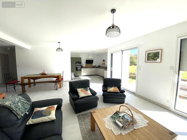 Maison à vendre à Le Faouët dans le Morbihan (56320), ref : D056-2047