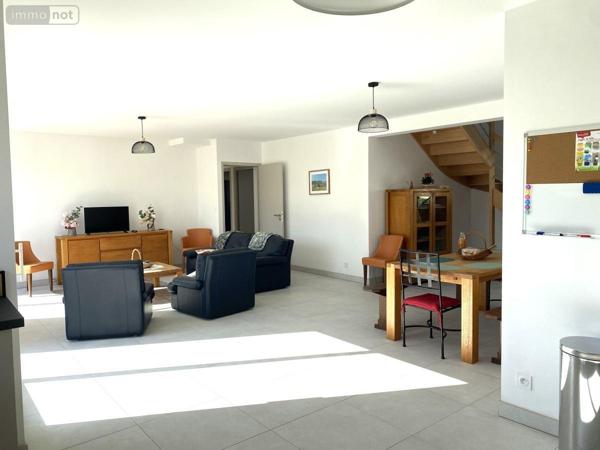 Maison à vendre à Le Faouët dans le Morbihan (56320), ref : D056-2047