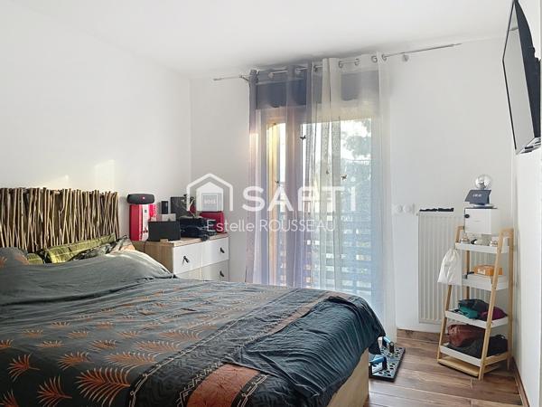 Appartement 106m²,Terrasse vue dégagée, métro 11