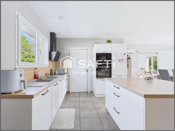 MAISON T5 AVEC PISCINE ET GARAGE