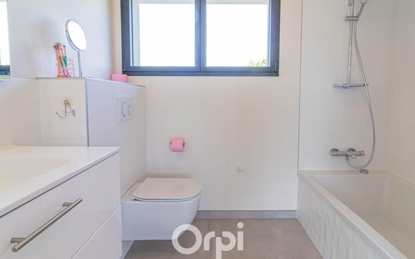 Maison à vendre    5 pièces • 150 m2 Carnac