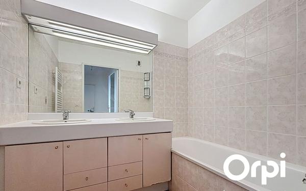 Appartement à vendre    4 pièces • 107,04 m2 Villeurbanne