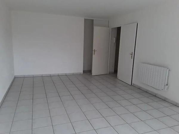 Appartement à louer 1 pièce 39.14m²