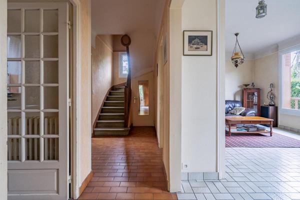 MAISON INDIVIDUELLE DE  (8 PIECES)