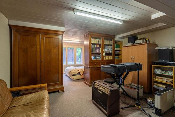 MAISON INDIVIDUELLE DE  (8 PIECES)