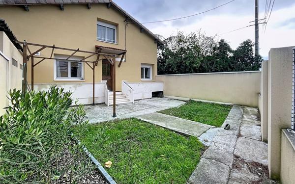 Appartement à louer    2 pièces • 53 m2 Bourg-lès-Valence