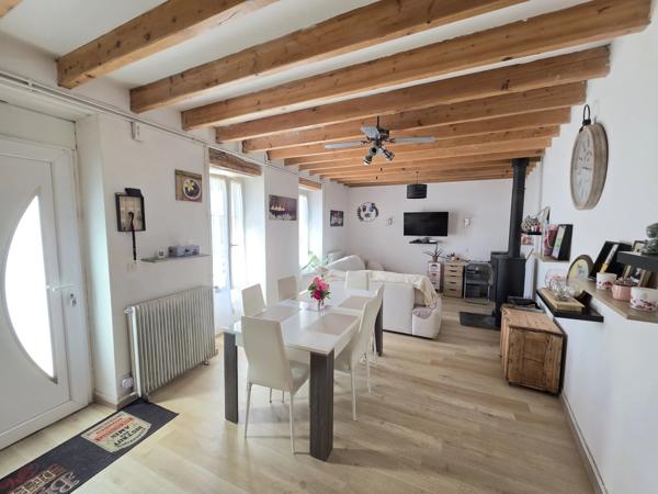 Maison en pierre avec jardin et terrasse à Nérac , Lot et Garonne