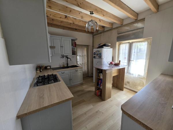 Maison en pierre avec jardin et terrasse à Nérac , Lot et Garonne