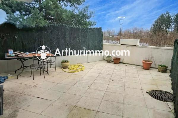 Location Appartement 3 pièces 65 m2 à Savigny-le-Temple