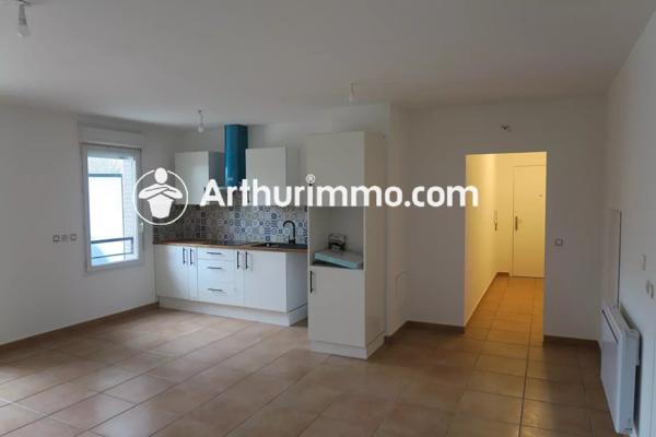 Location Appartement 3 pièces 65 m2 à Savigny-le-Temple