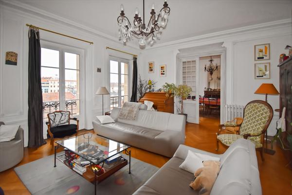 Appartement à vendre à Roanne 5 pièces 188 m²