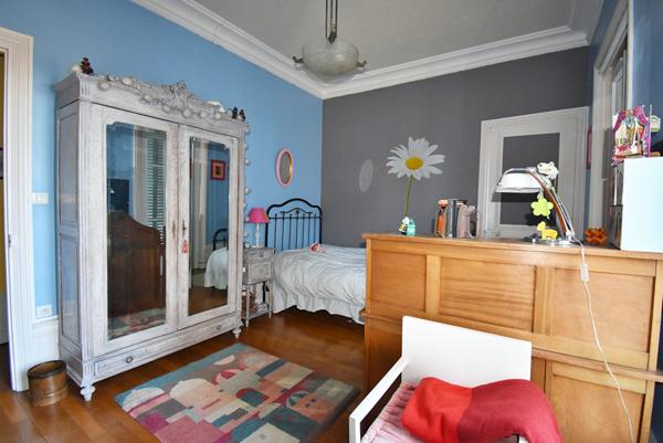 Appartement à vendre à Roanne 5 pièces 188 m²