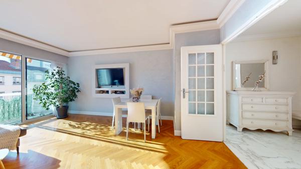 Appartement 5 pièces - 130 m² Exclusivité efficity