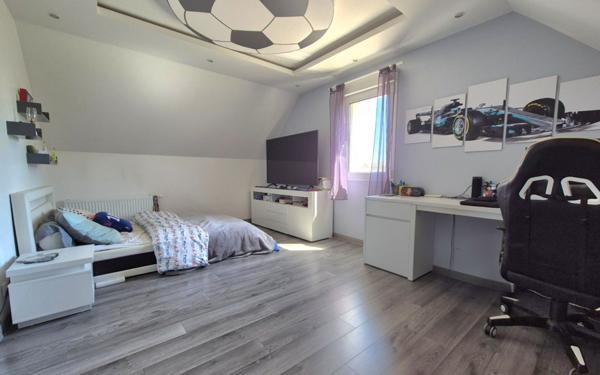 Maison à vendre    6 pièces •  Rozay-en-Brie