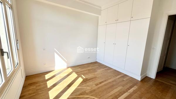 Location Appartement 4 pièces 105.01 m² - Neuilly Sur Seine 92200