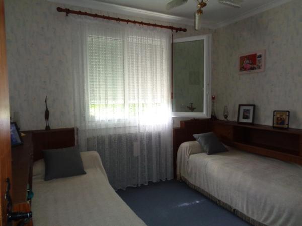 Maison à vendre 5 pièces PONS (17)Maison de 130m2 sur sous sol intégral avec grand terrain