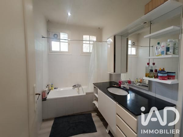 Maison à vendre 10 pièces 273 m² Châteaurenard