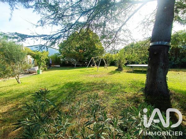 Maison à vendre 10 pièces 273 m² Châteaurenard