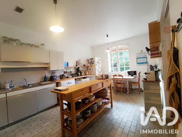 Maison à vendre 10 pièces 273 m² Châteaurenard