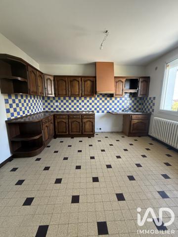 Maison à vendre 7 pièces 136 m² Saint-Florent-sur-Cher