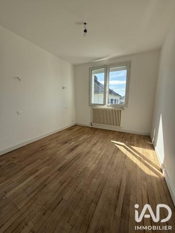 Maison à vendre 7 pièces 136 m² Saint-Florent-sur-Cher