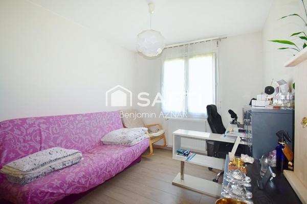 Maison T4 de plain pied avec piscine et garage