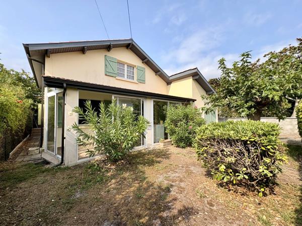 Sympathique maison 4 chambres dans secteur recherché à Biscarrosse Plage
