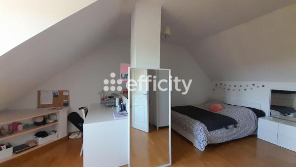 Maison 6 pièces - 201 m²