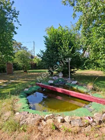 Maison Montceau Les Mines 12 pièces, 7 chambres, 3 sdb et 3 WC, 250 m2 avec un terrain de 1622m2