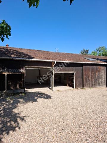 Maison Montceau Les Mines 12 pièces, 7 chambres, 3 sdb et 3 WC, 250 m2 avec un terrain de 1622m2