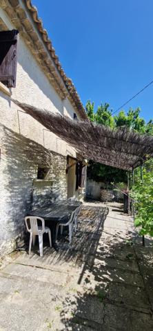 maison 5 pieces 643 m² 84840 lamotte du rhone Lamotte-du-Rhône (84840)