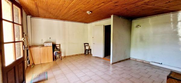 maison 5 pieces 643 m² 84840 lamotte du rhone Lamotte-du-Rhône (84840)