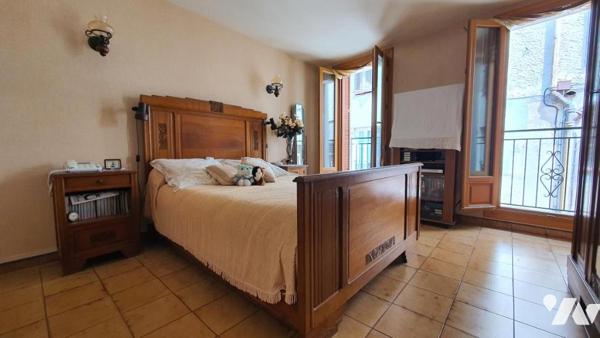 CASTELLAR - 3 PIÉCES EN DUPLEX