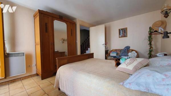 CASTELLAR - 3 PIÉCES EN DUPLEX