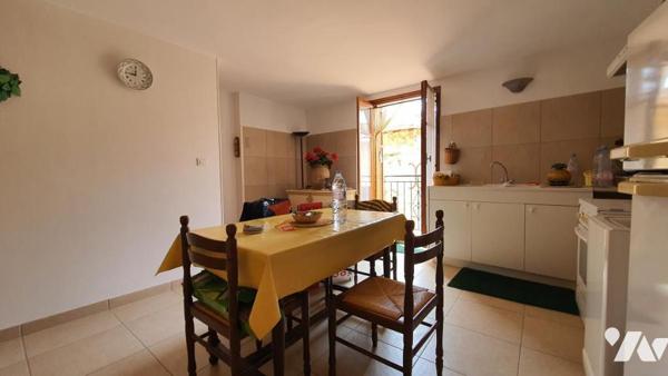 CASTELLAR - 3 PIÉCES EN DUPLEX