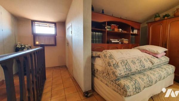 CASTELLAR - 3 PIÉCES EN DUPLEX