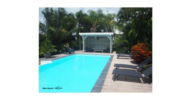 Maison à vendre 6 pièces SAINTE ANNE (971)