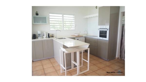 Maison à vendre 6 pièces SAINTE ANNE (971)