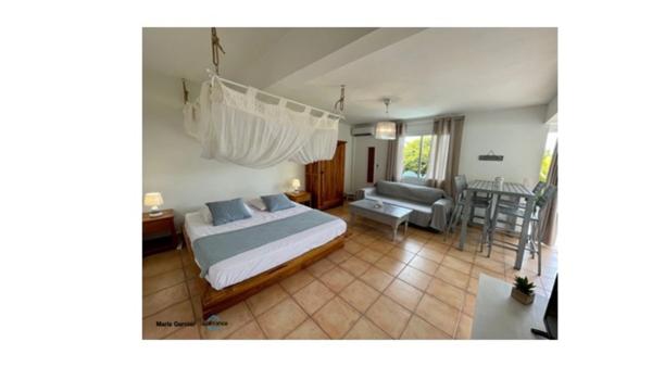 Maison à vendre 6 pièces SAINTE ANNE (971)