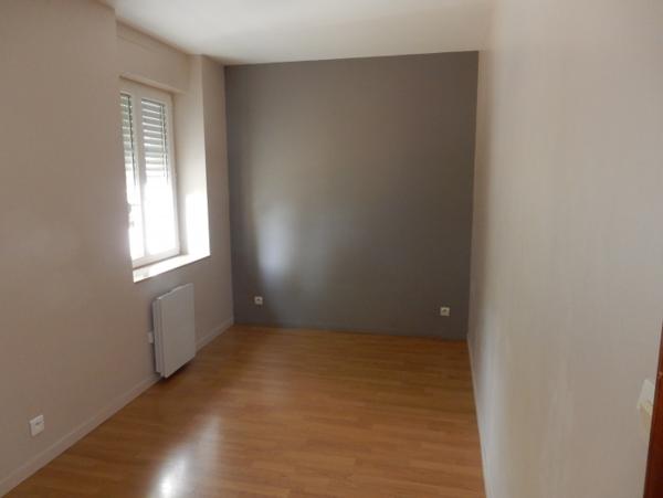 Location Appartement 3 pièces Sézanne (51120)
