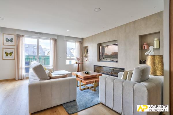 Appartement 6 pièce(s) 125.57 m2 -exclusivite - ascenseur €1 164 000 ** - Référence 4233