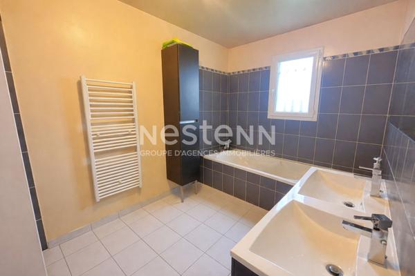 PAVILLON RÉCENT PLAIN-PIED 4 CHAMBRES ENVIRONNEMENT CALME CHABRIS (36)