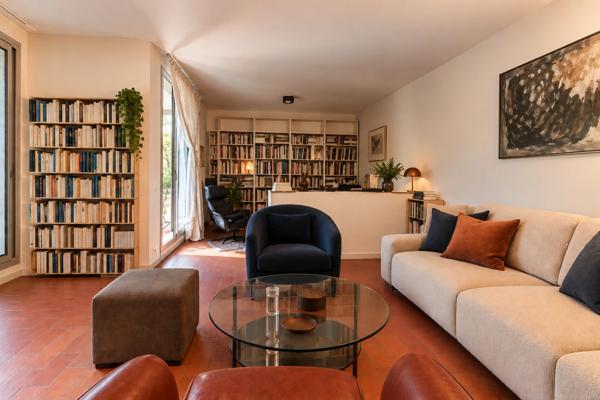 LES HAMEAUX DE LA TORSE – 96 M² EN REZ-DE-JARDIN AVEC TERRASSES - PISCINE - TOUT À PIED